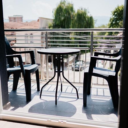 Froa Luxury Apartment Debar Dış mekan fotoğraf